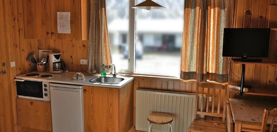 Kaffi Holar Cottages And Apartments Saudarkrokur Bagian luar foto