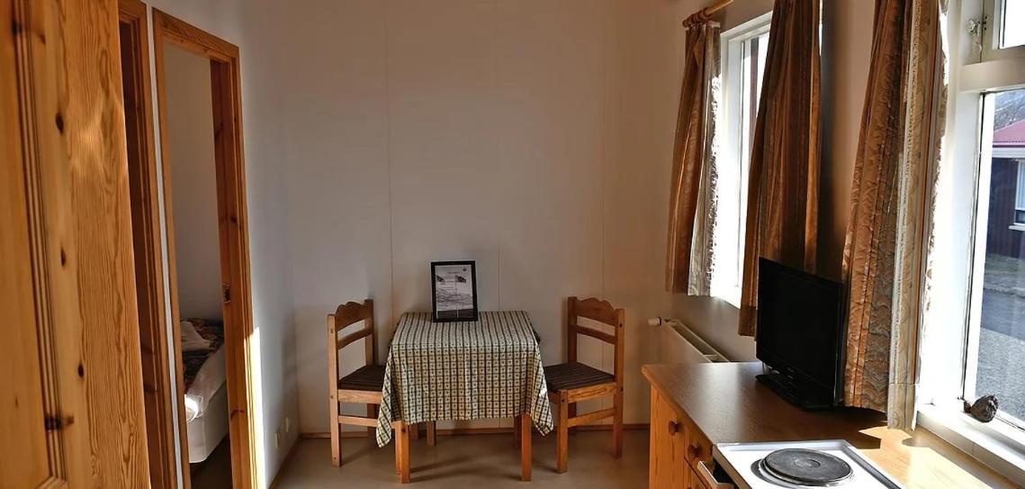 Kaffi Holar Cottages And Apartments Saudarkrokur Bagian luar foto